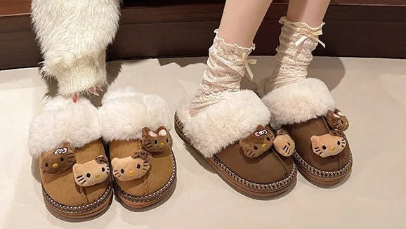 Hello Kitty UGGG Slippers🥰