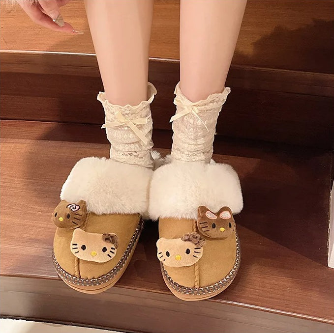 Hello Kitty UGGG Slippers🥰